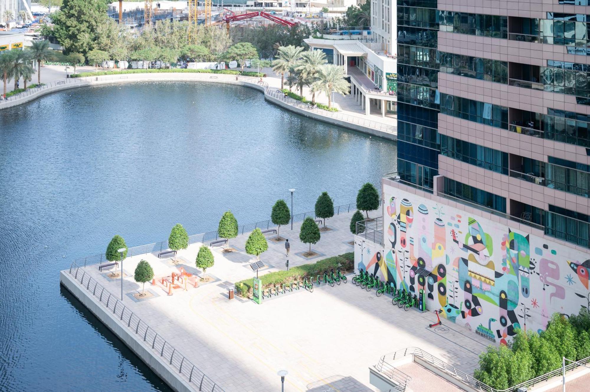 Upscale Studio Full Lake View In Goldcrest View Tower دبي المظهر الخارجي الصورة